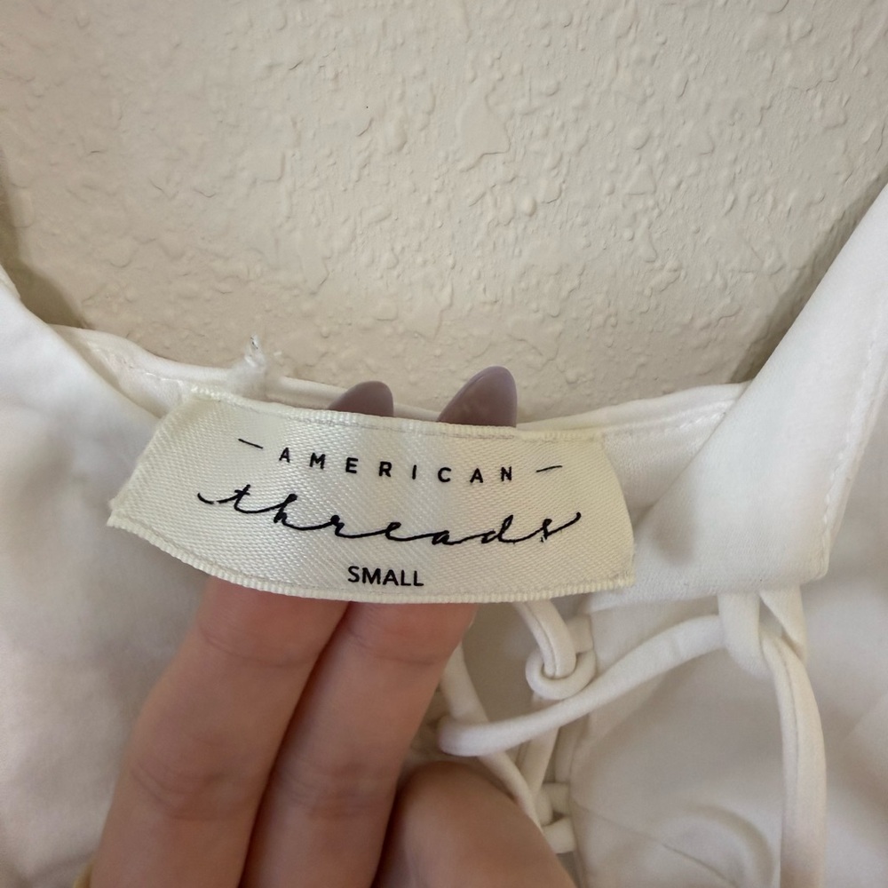American Threads Cream Lace-Up Ruffle Crop Top - Picture 2 of 3
